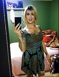 Top-notch t-girl mistresses are fingering their sloppy arsehole